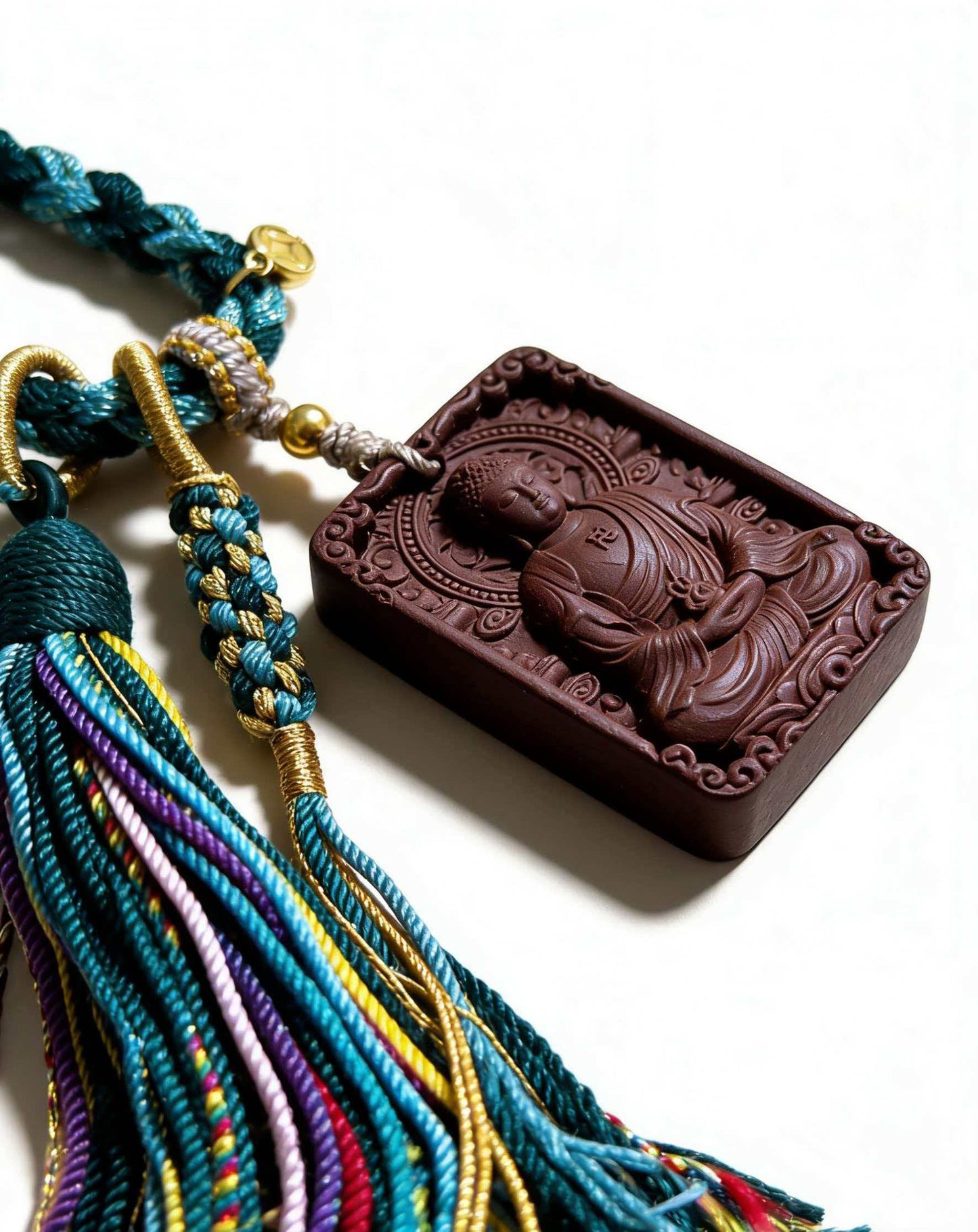 十二生肖香牌（化太岁生肖建议佩戴物件）对照生肖选择适合自己的提醒物件。